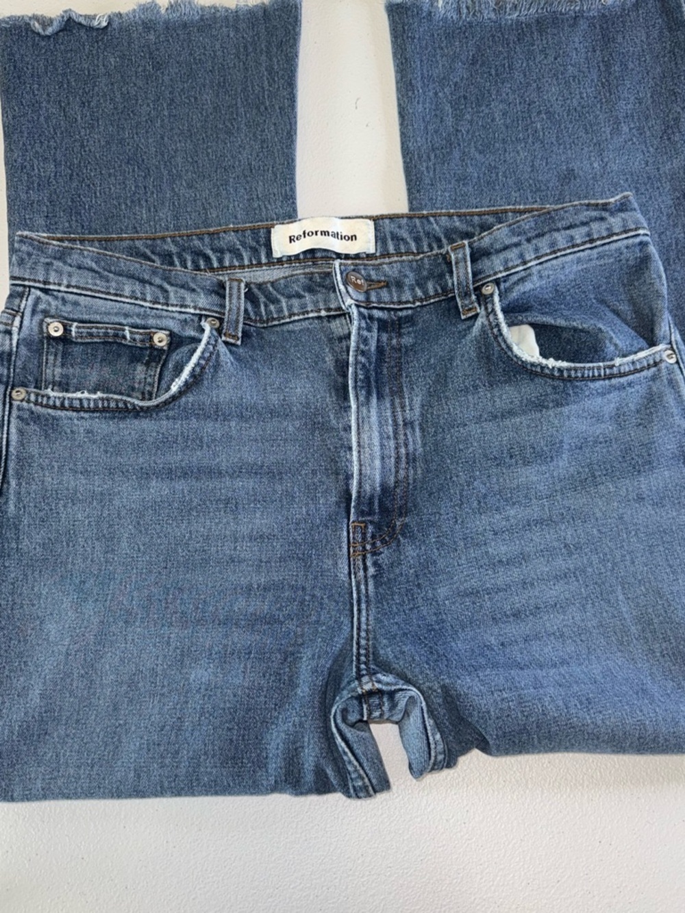 Reformation Cropped Kick Flare Jeans Sz 31 Raw Hem High Rise 26” Inseam - Picture 9 of 13